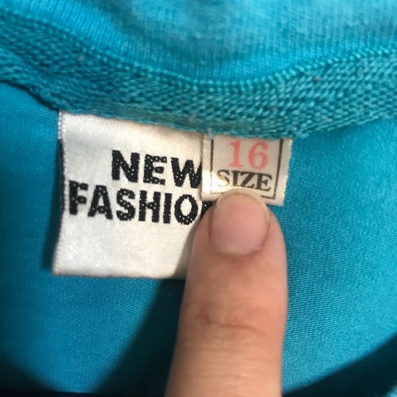 Boy’s blue graphic tee - Picture 3 of 4